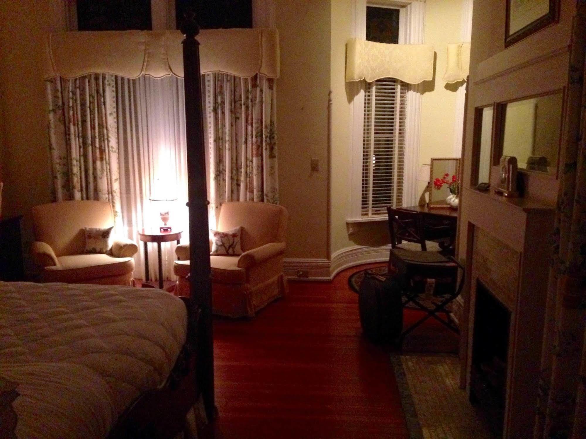 Burke Mansion Bed and Breakfast Macon Exteriör bild